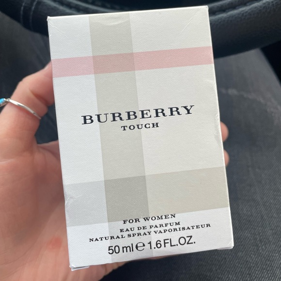 Burberry - Picture 2 of 2